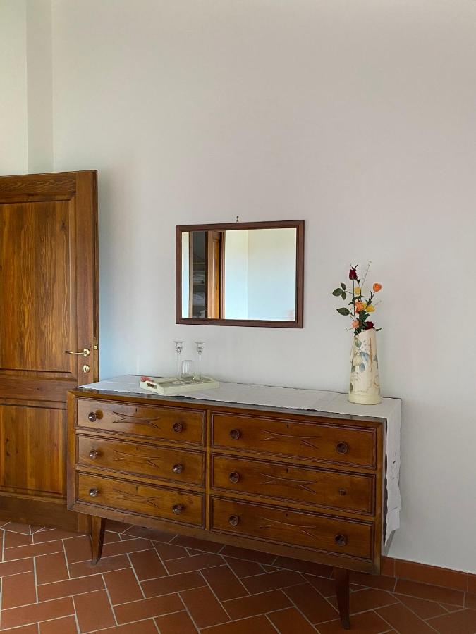 Masso Alle Rose Di Santarsiero Serena Montaione Luaran gambar