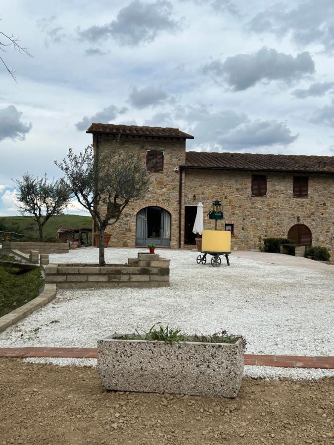 Masso Alle Rose Di Santarsiero Serena Montaione Luaran gambar