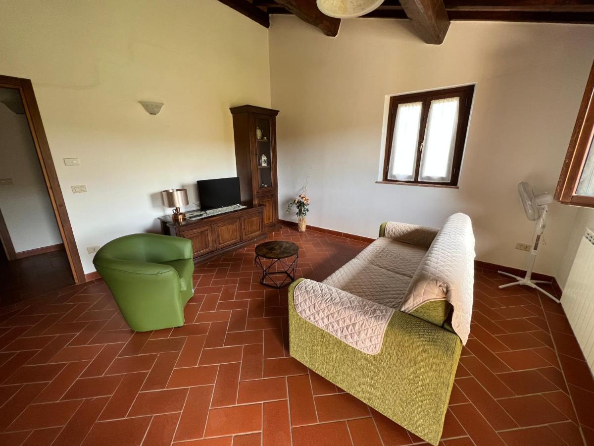 Masso Alle Rose Di Santarsiero Serena Montaione Luaran gambar